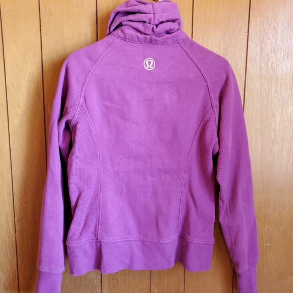 Lululemon Full Zip Cuddle Up - Picture 2 of 5